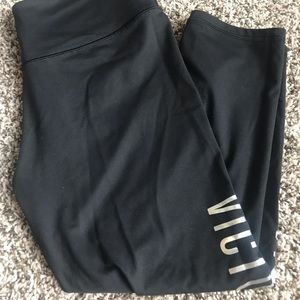 Victoria’s Secret sport Capri Leggings